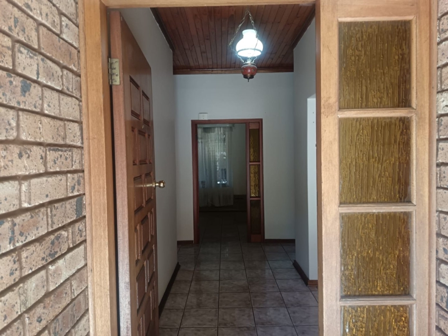 4 Bedroom Property for Sale in Royldene Northern Cape